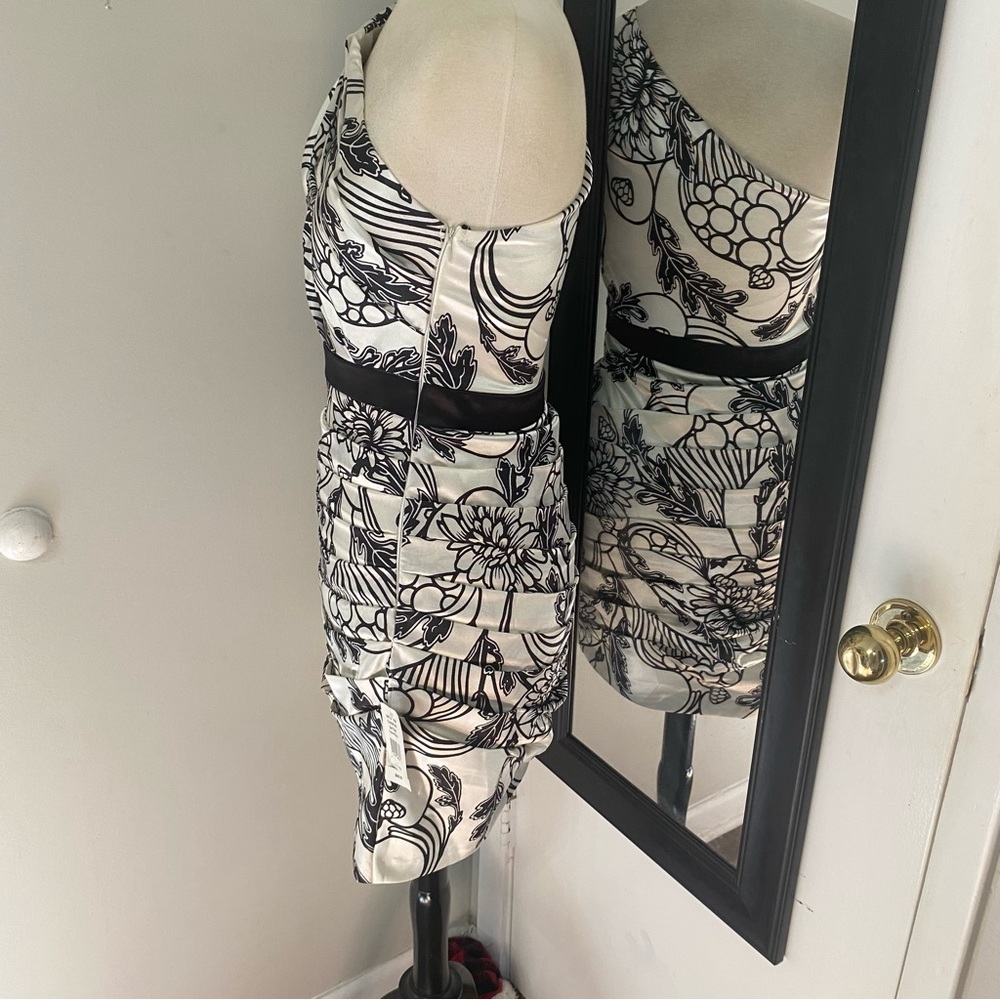 One shoulder party dress - Picture 9 of 12